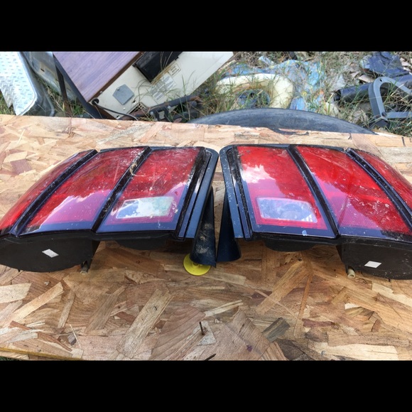 Head light lens for a Camaro